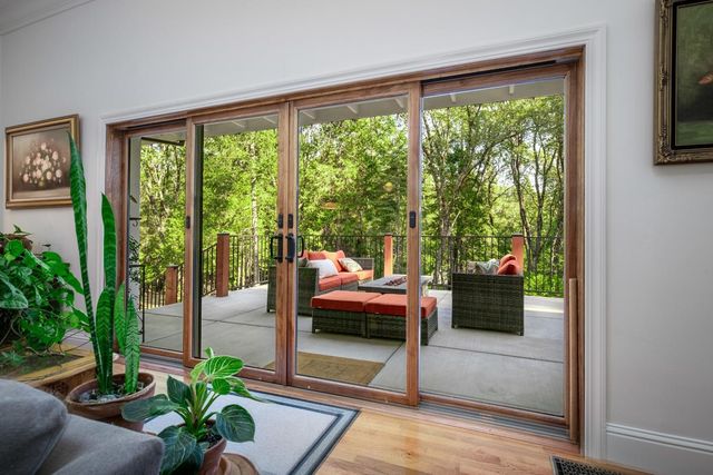 13100 Banner Lava Cap Rd, Nevada City, CA 95959