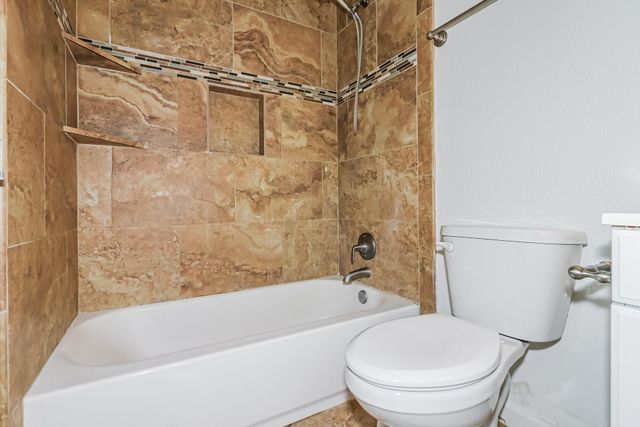 28914 Champion Oaks Drive, Magnolia, TX 77354
