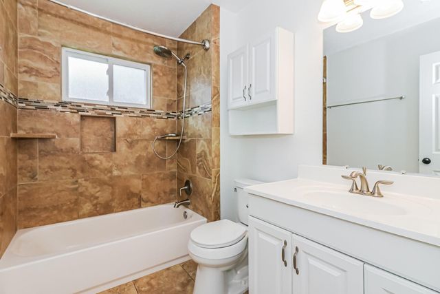 28914 Champion Oaks Drive, Magnolia, TX 77354