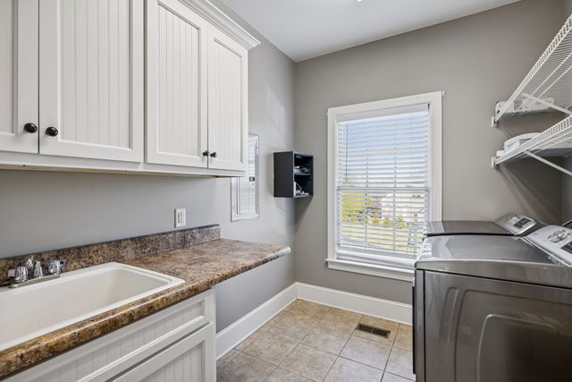 2165 Summer Hill Cir, Franklin, TN 37064