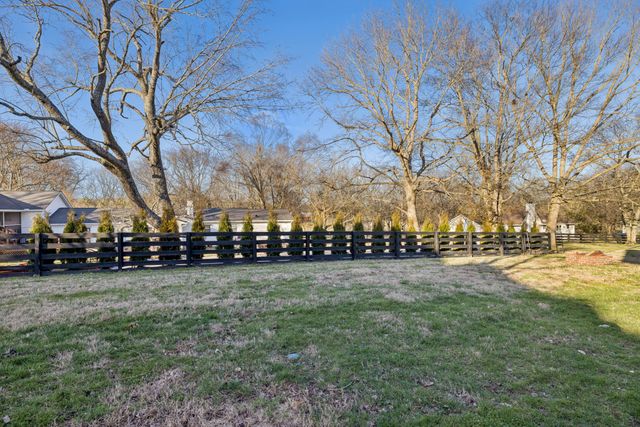 2165 Summer Hill Cir, Franklin, TN 37064