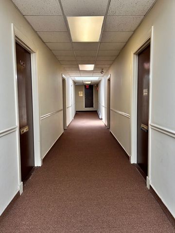 1368 Beacon St 112, Brookline, MA 02446