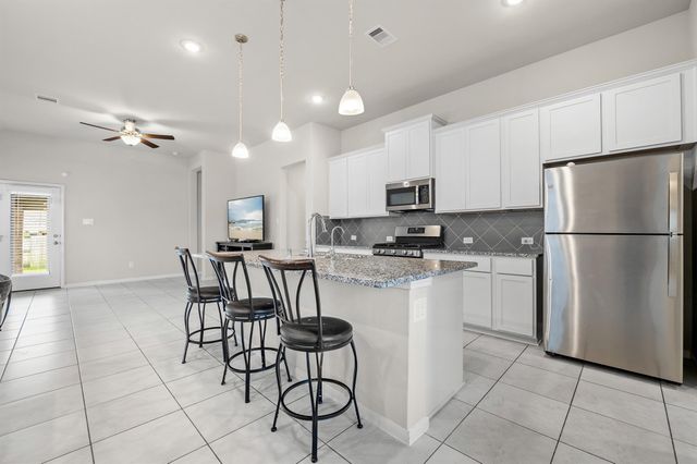 3722 Amoroso Drive, Rosharon, TX 77583