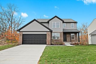 20555 Angling Road, Livonia, MI 48152