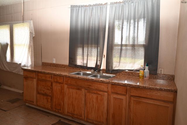 1400 BURNETT STREET, Wichita Falls, TX 76301