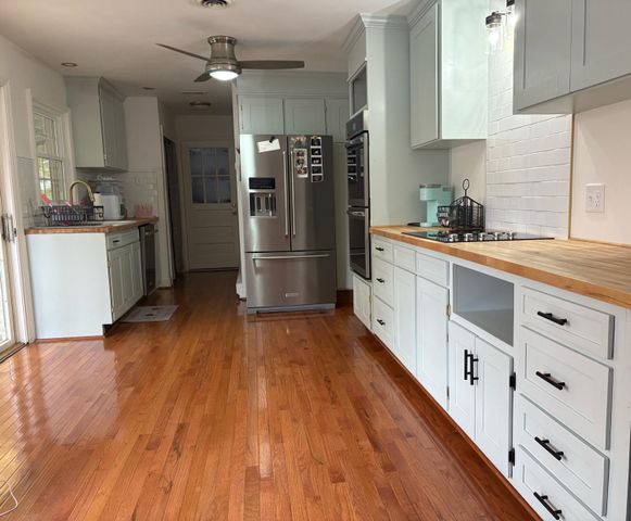 1407 Russell DR, Covington, VA 24426