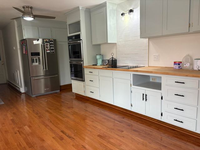 1407 Russell DR, Covington, VA 24426