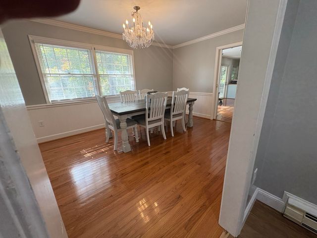 1407 Russell DR, Covington, VA 24426