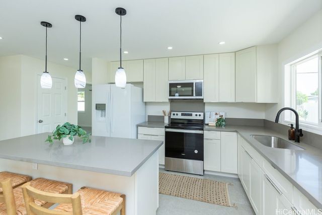 91-949 Kuhina Street, Ewa Beach, HI 96706