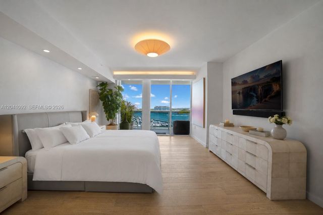 400 Alton Rd 1206, Miami Beach, FL 33139