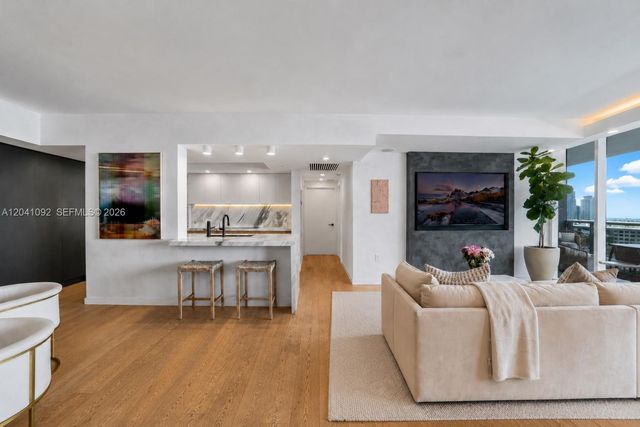 400 Alton Rd 1206, Miami Beach, FL 33139