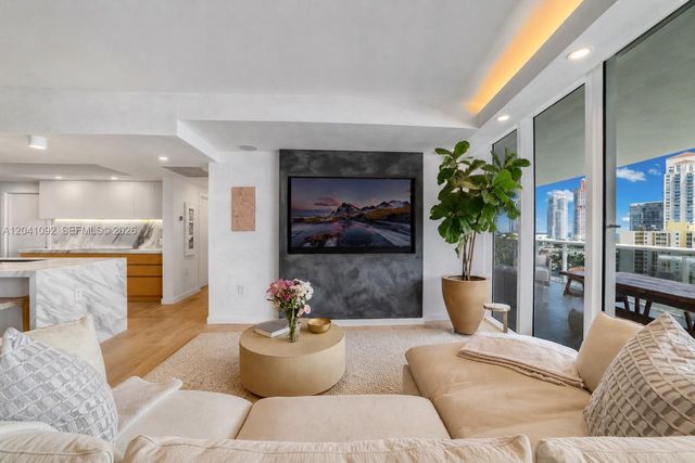 400 Alton Rd 1206, Miami Beach, FL 33139