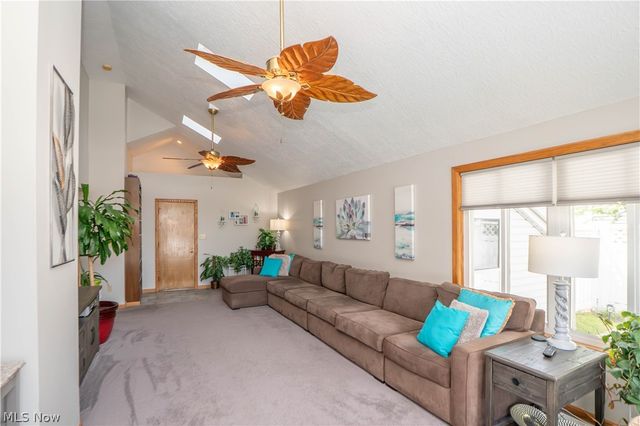 2139 Daniels Avenue, Akron, OH 44312