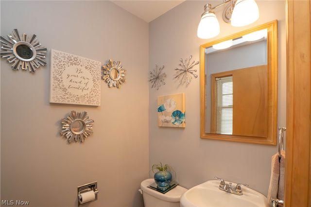 2139 Daniels Avenue, Akron, OH 44312