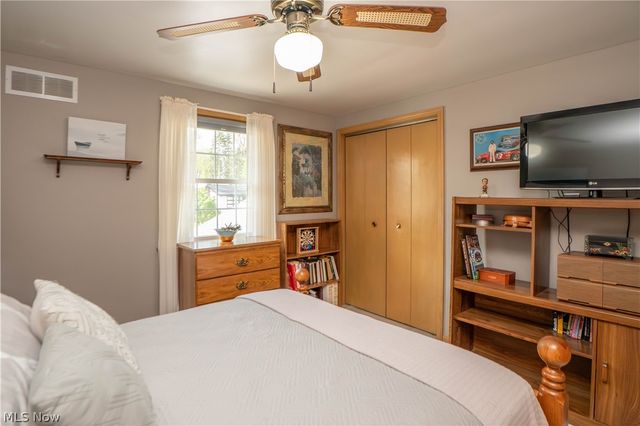 2139 Daniels Avenue, Akron, OH 44312