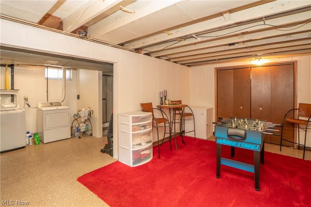 2139 Daniels Avenue, Akron, OH 44312