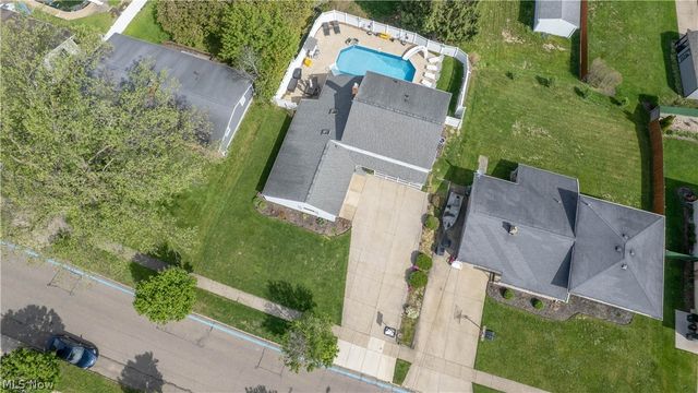 2139 Daniels Avenue, Akron, OH 44312