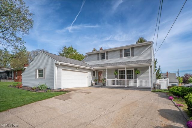 2139 Daniels Avenue, Akron, OH 44312