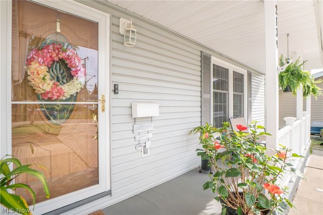 2139 Daniels Avenue, Akron, OH 44312