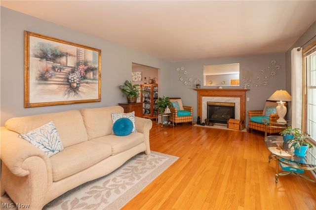 2139 Daniels Avenue, Akron, OH 44312