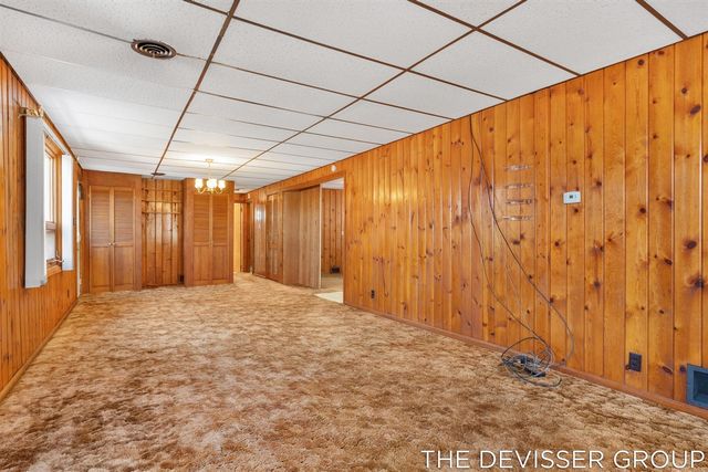 922 Maas Lane, Pullman, MI 49450