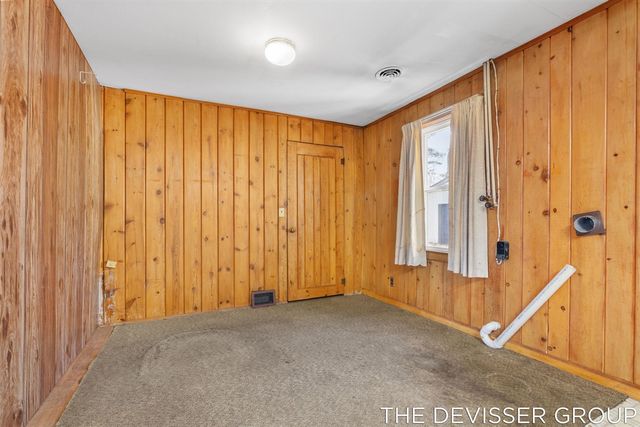 922 Maas Lane, Pullman, MI 49450