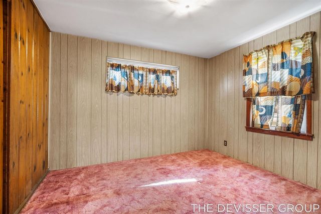 922 Maas Lane, Pullman, MI 49450