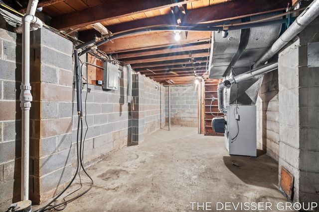 922 Maas Lane, Pullman, MI 49450