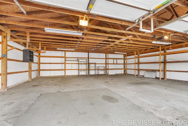 922 Maas Lane, Pullman, MI 49450