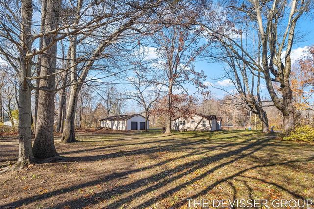 922 Maas Lane, Pullman, MI 49450