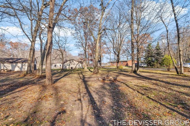 922 Maas Lane, Pullman, MI 49450