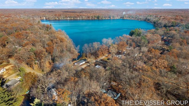 922 Maas Lane, Pullman, MI 49450