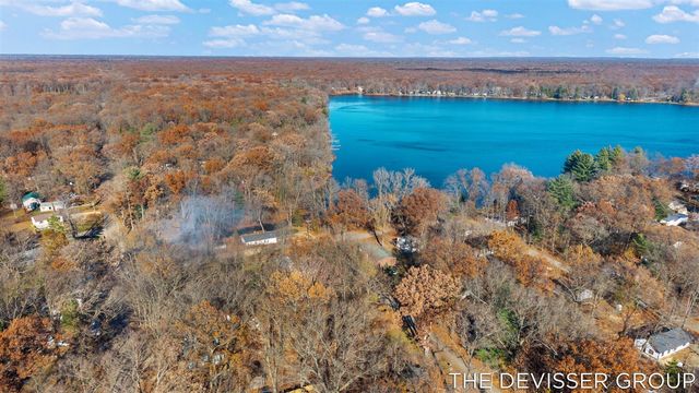 922 Maas Lane, Pullman, MI 49450