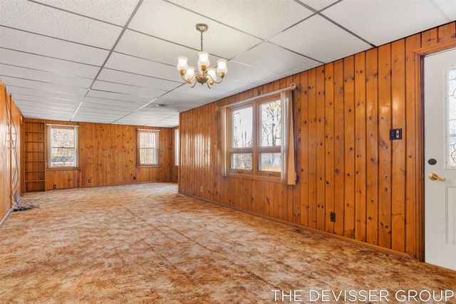 922 Maas Lane, Pullman, MI 49450