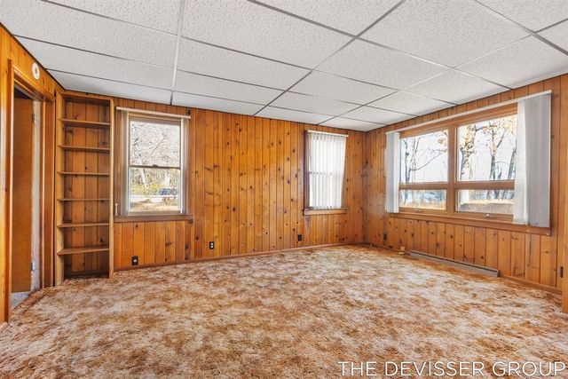 922 Maas Lane, Pullman, MI 49450