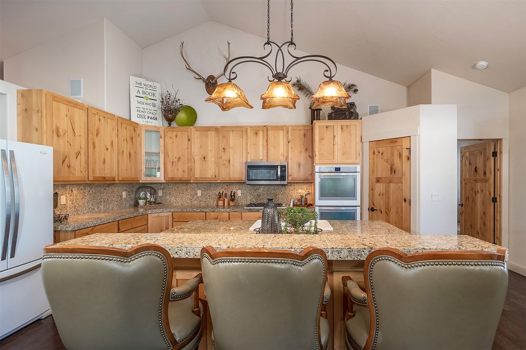 1398 Waters Edge Way, Columbia Falls, MT 59912 photo 10