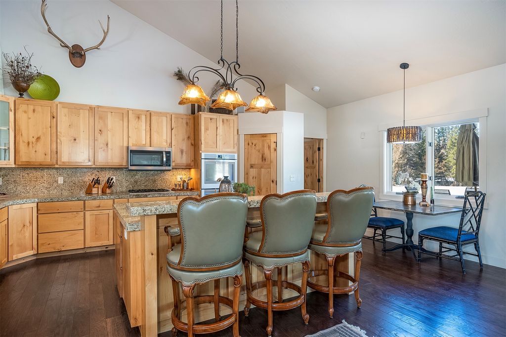 1398 Waters Edge Way, Columbia Falls, MT 59912 photo 11