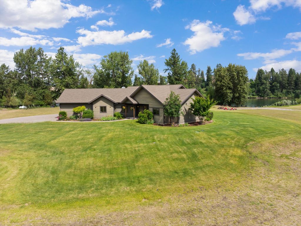 1398 Waters Edge Way, Columbia Falls, MT 59912 photo 14