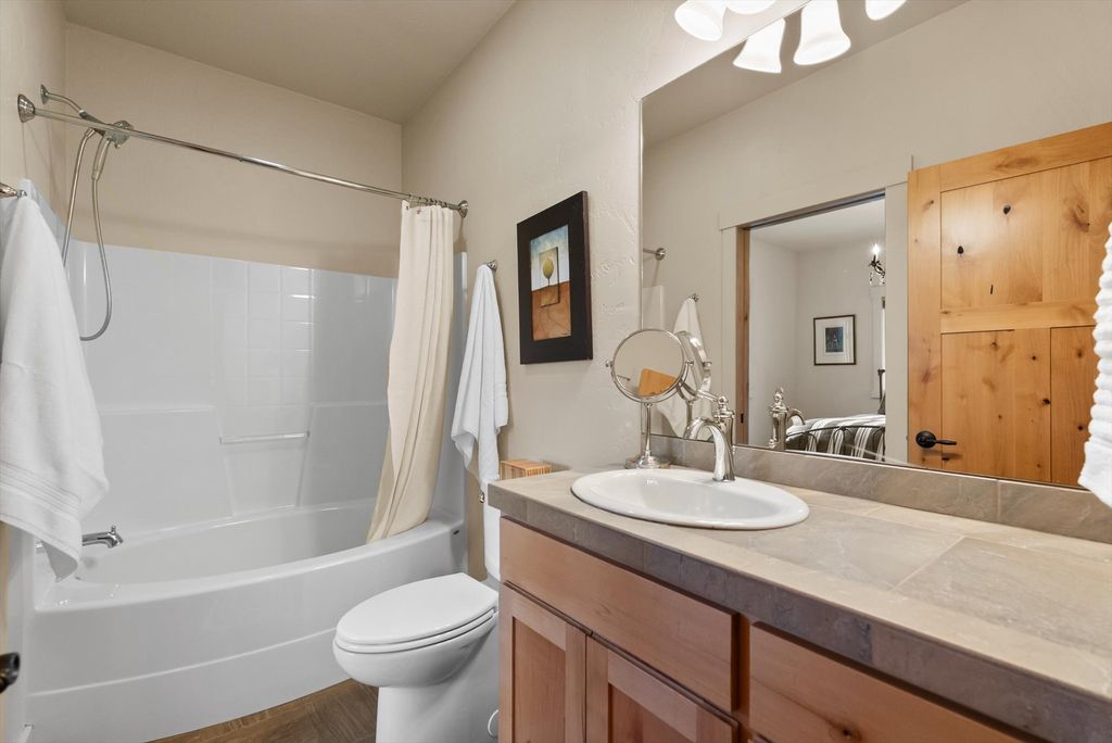 1398 Waters Edge Way, Columbia Falls, MT 59912 photo 32