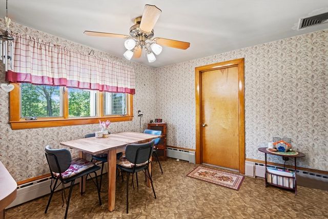 111 Hamilton St, Saugus, MA 01906