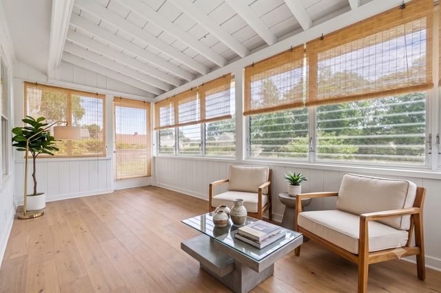 111 Hamilton St, Saugus, MA 01906