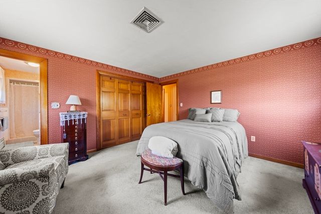 111 Hamilton St, Saugus, MA 01906