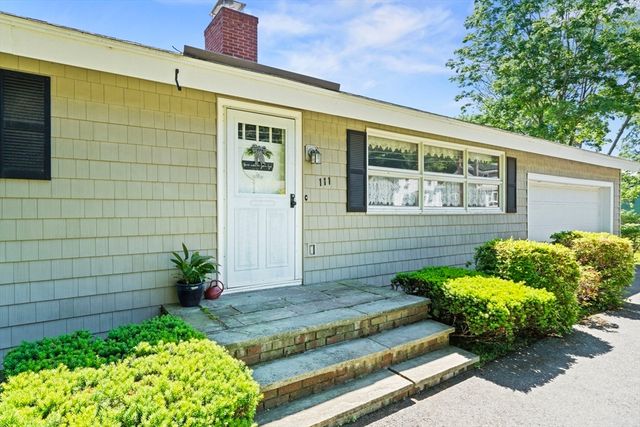 111 Hamilton St, Saugus, MA 01906