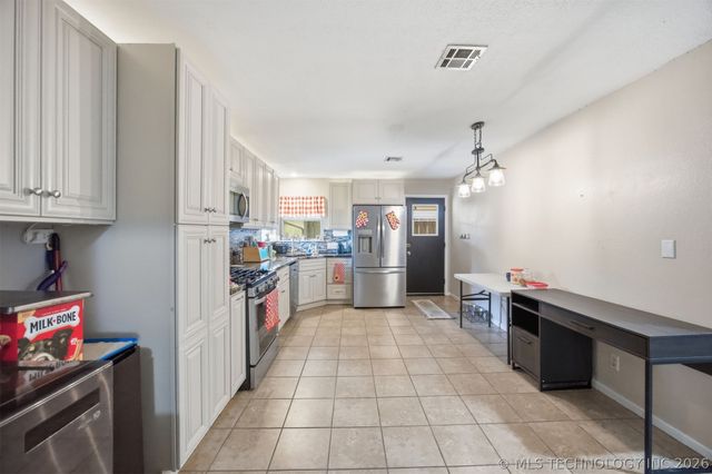 1344 S 13th, Mcalester, OK 74501