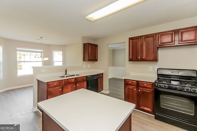 4325 Holliday Road, Atlanta, GA 30349