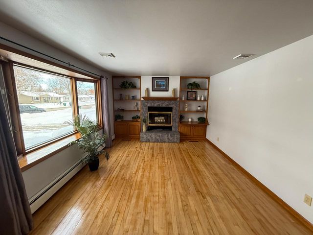 804 Forest AVENUE, Fond Du Lac, WI 54935