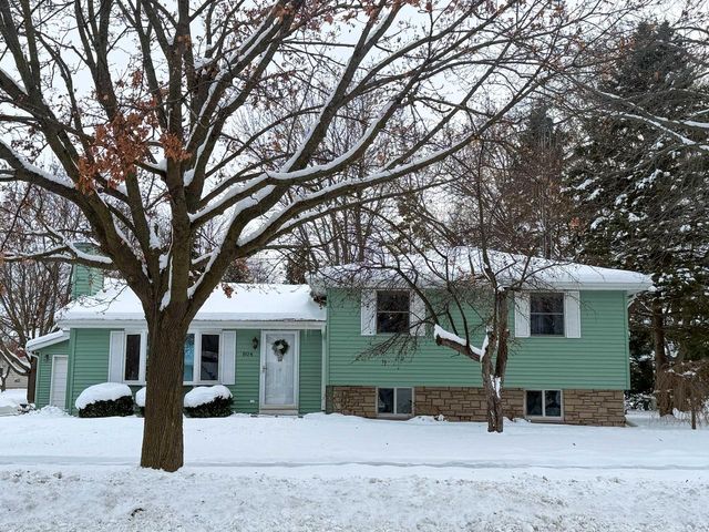 804 Forest AVENUE, Fond Du Lac, WI 54935