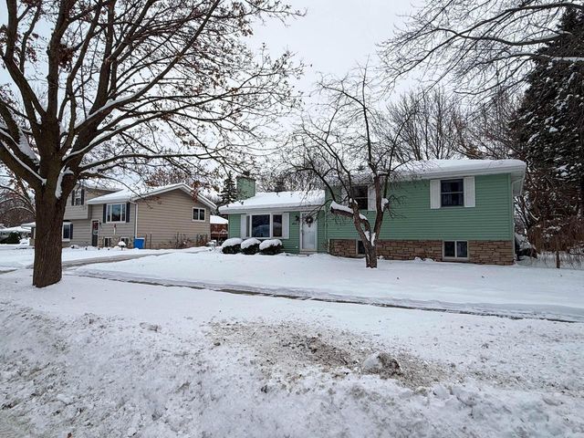 804 Forest AVENUE, Fond Du Lac, WI 54935