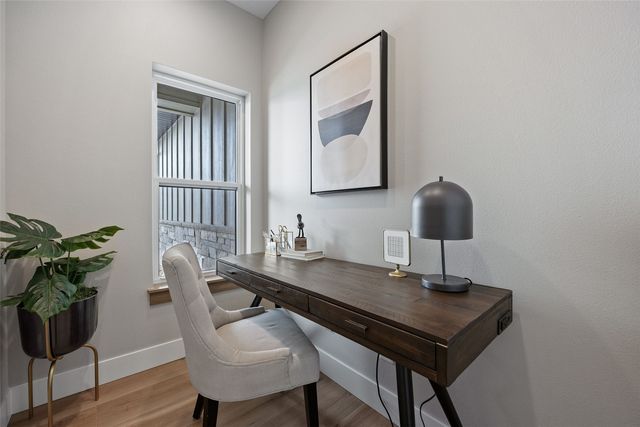 170 Pleasant Hill Drive NW, Swisher, IA 52338