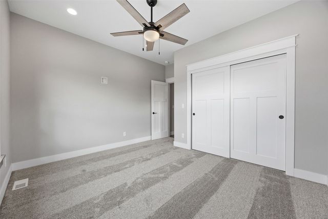 170 Pleasant Hill Drive NW, Swisher, IA 52338